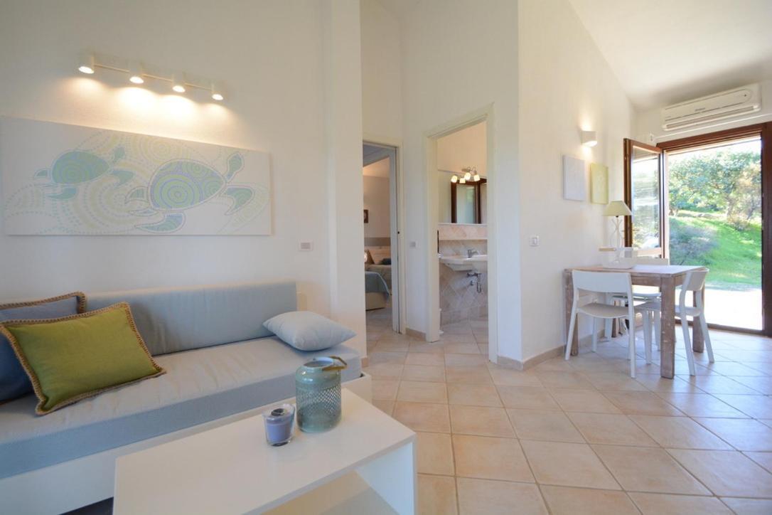 Case Sul Mare Residenze Di Bes Chia Exteriér fotografie