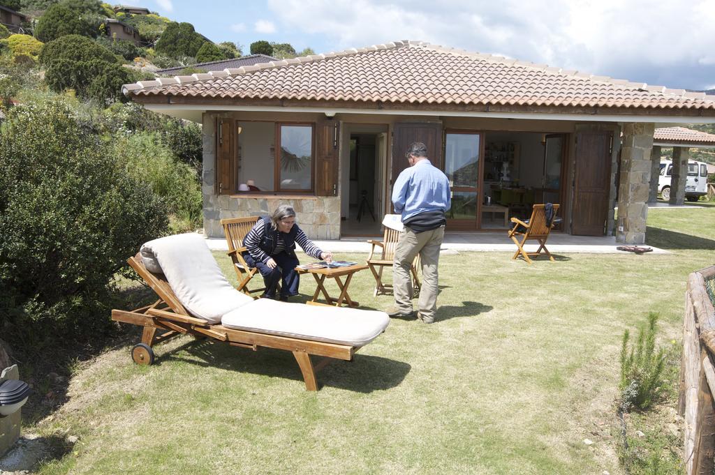 Case Sul Mare Residenze Di Bes Chia Exteriér fotografie
