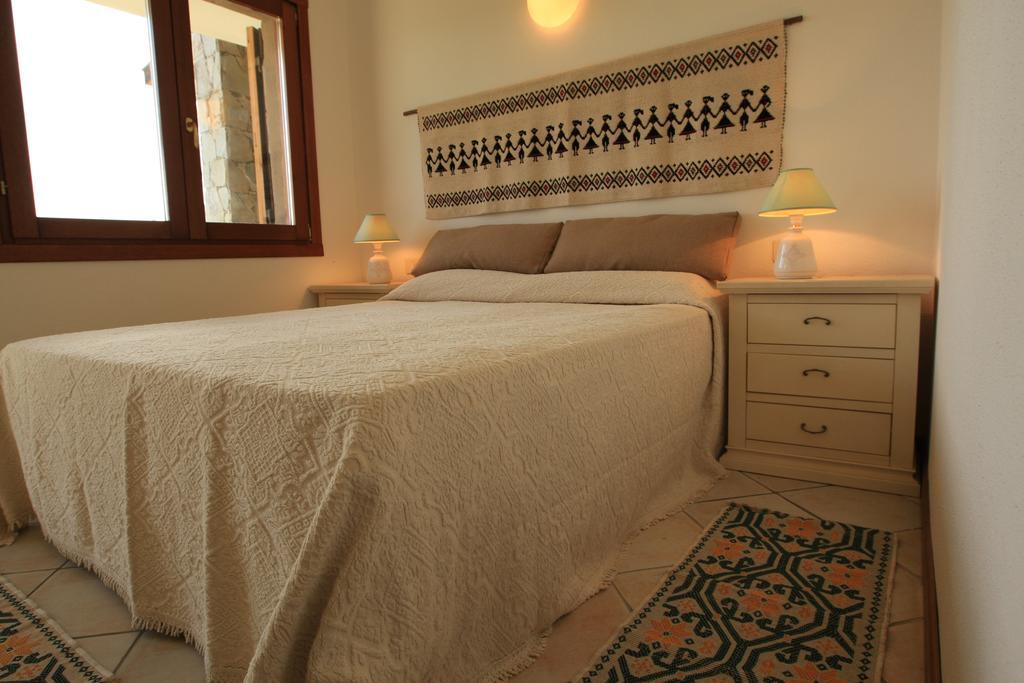 Case Sul Mare Residenze Di Bes Chia Exteriér fotografie